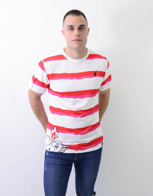 CAMISETA “LOVE IS IN THE AIR” UNISEX
