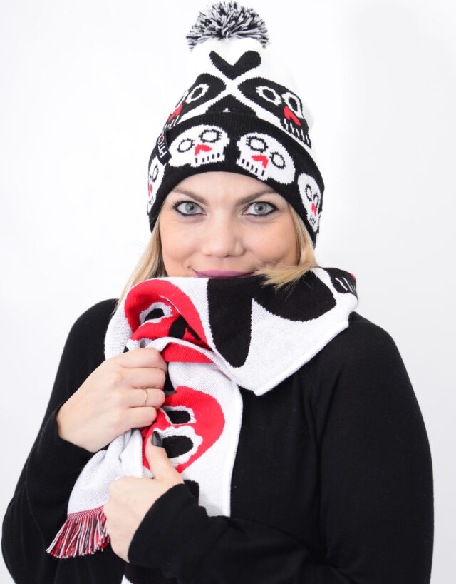 Gorro y Bufanda "Skull" blanca